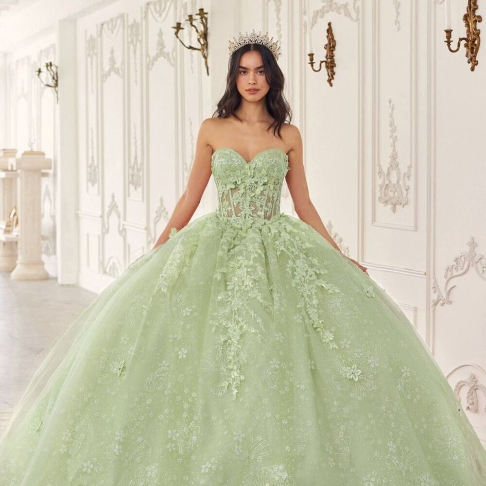 NEW FORMAL MAXI QUINCEANERA TULLE GOWN W/ FLORAL APPLIQUE AND CAPE CD 15719
